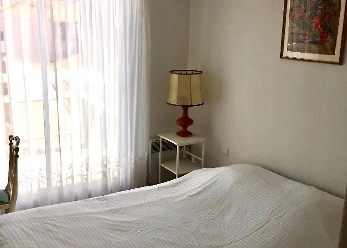 Les Preludes Vue Bassin דירה *